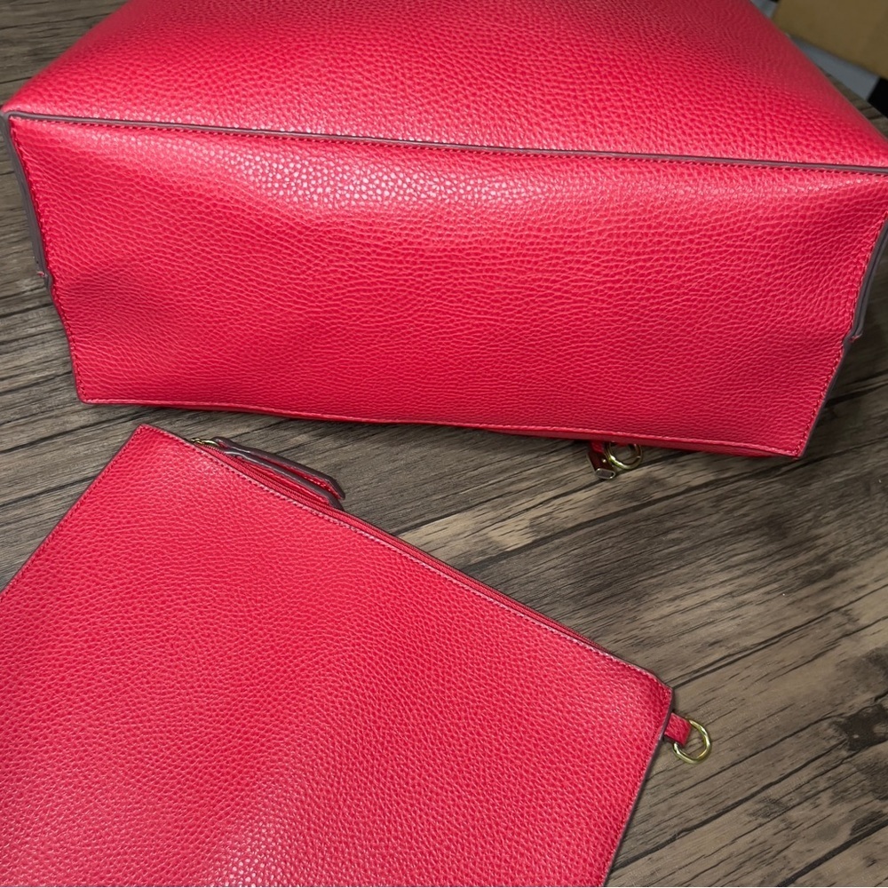 Travanti Women's Red Vegan Leather Detachable Zippered Pouch Tote Satchel - Picture 3 of 9